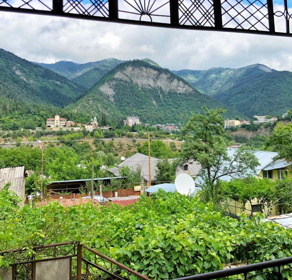 Achela'S Guesthouse Bordżomi Zewnętrze zdjęcie
